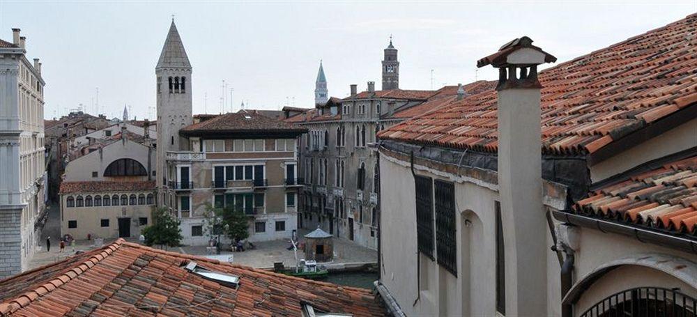 Appartamento Garden Ca' Rezzonico Venice Ngoại thất bức ảnh