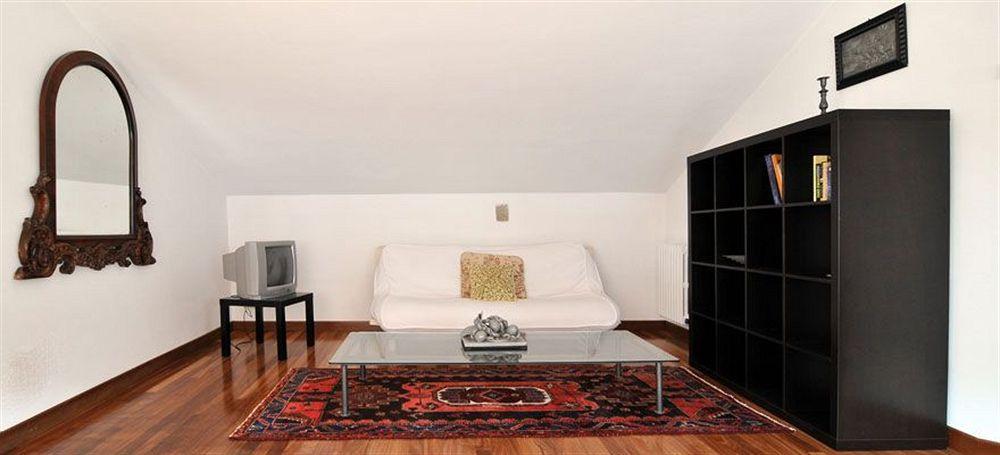 Appartamento Garden Ca' Rezzonico Venice Ngoại thất bức ảnh