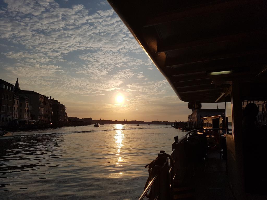 Appartamento Garden Ca' Rezzonico Venice Ngoại thất bức ảnh